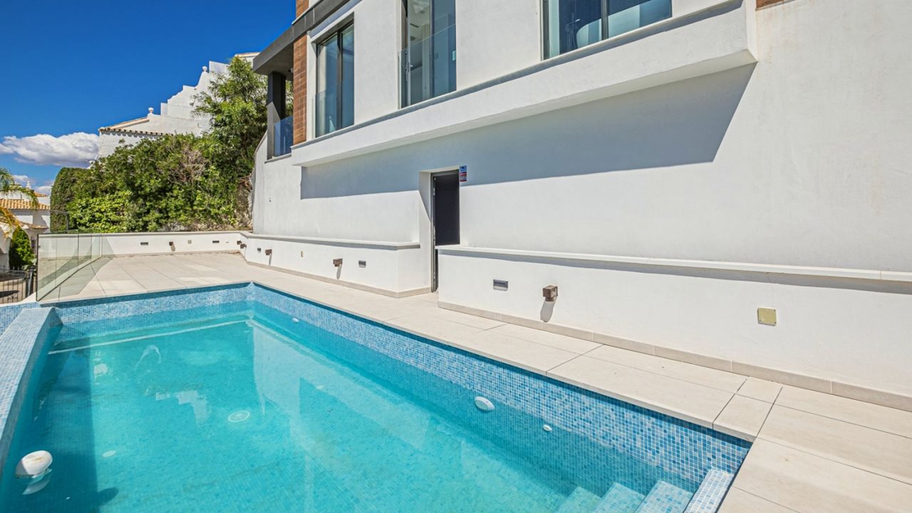 1182 Neubau Villa Benahavis-36