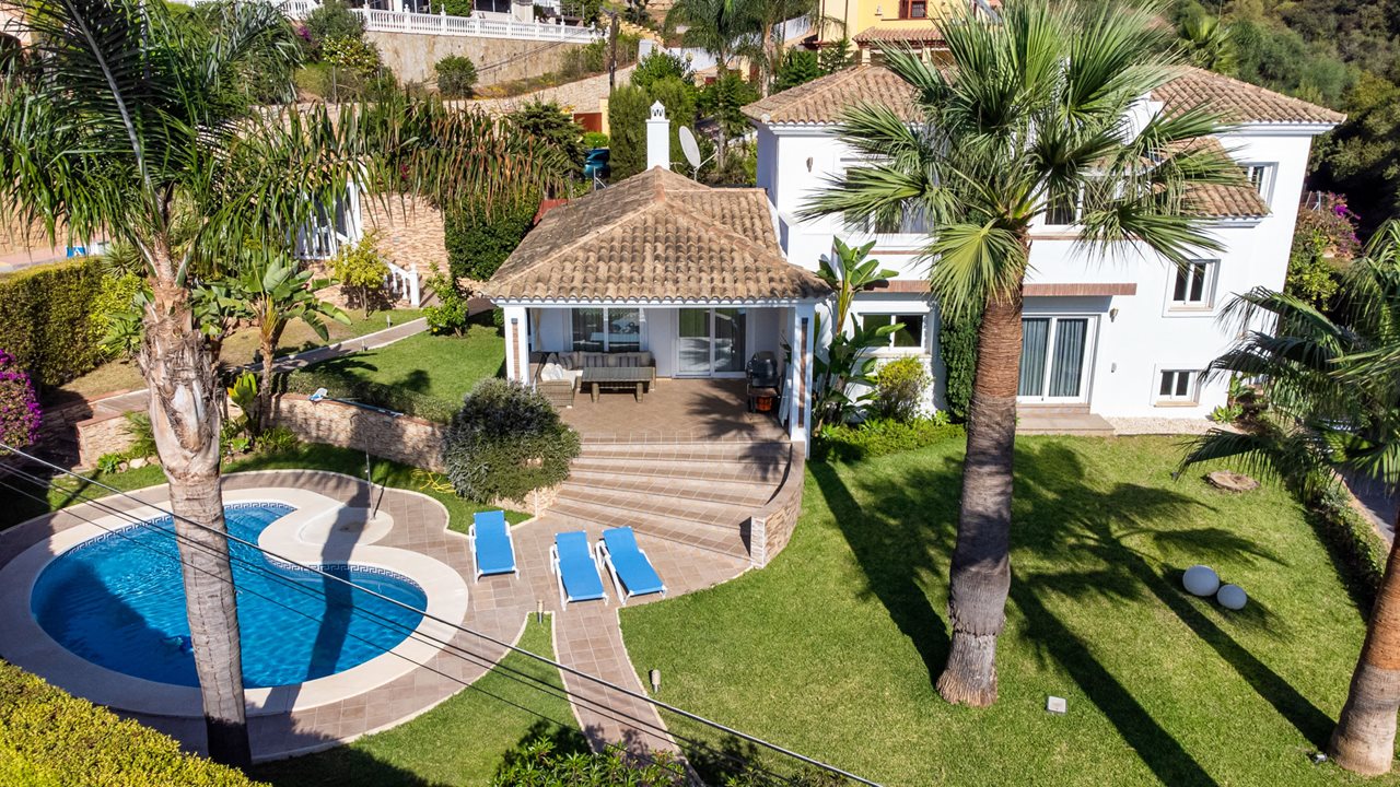 1557 Villa Marbella Elviria-12