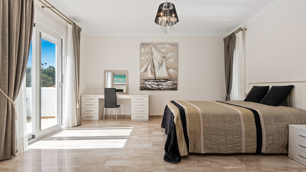 1557 Villa Marbella Elviria-28