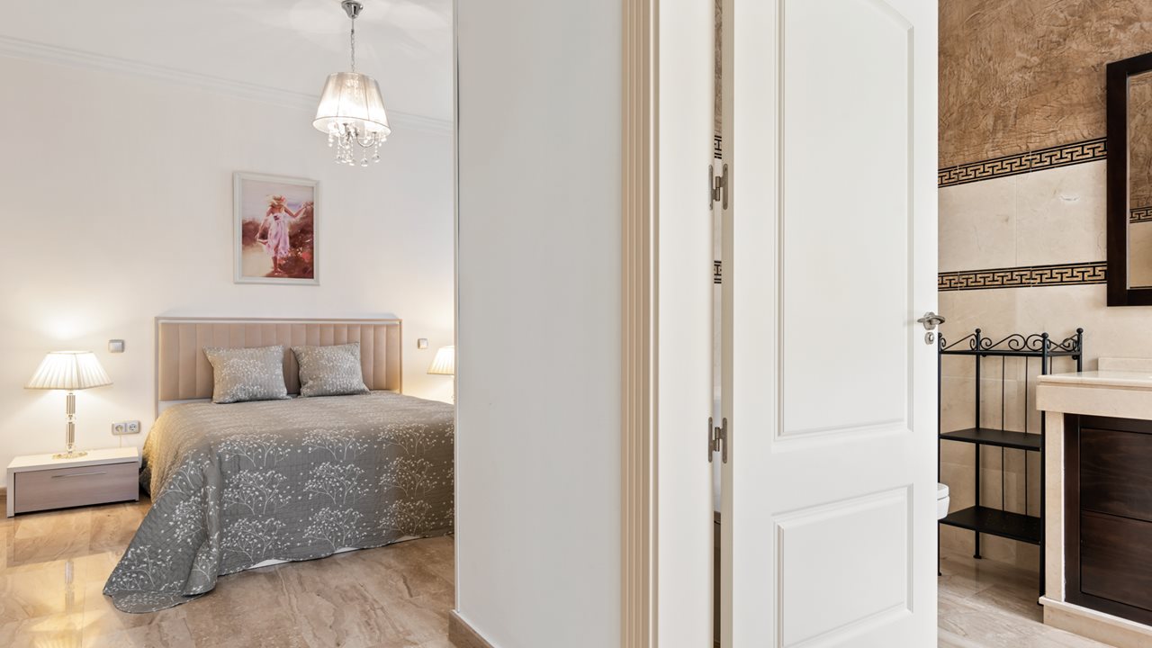 1557 Villa Marbella Elviria-35