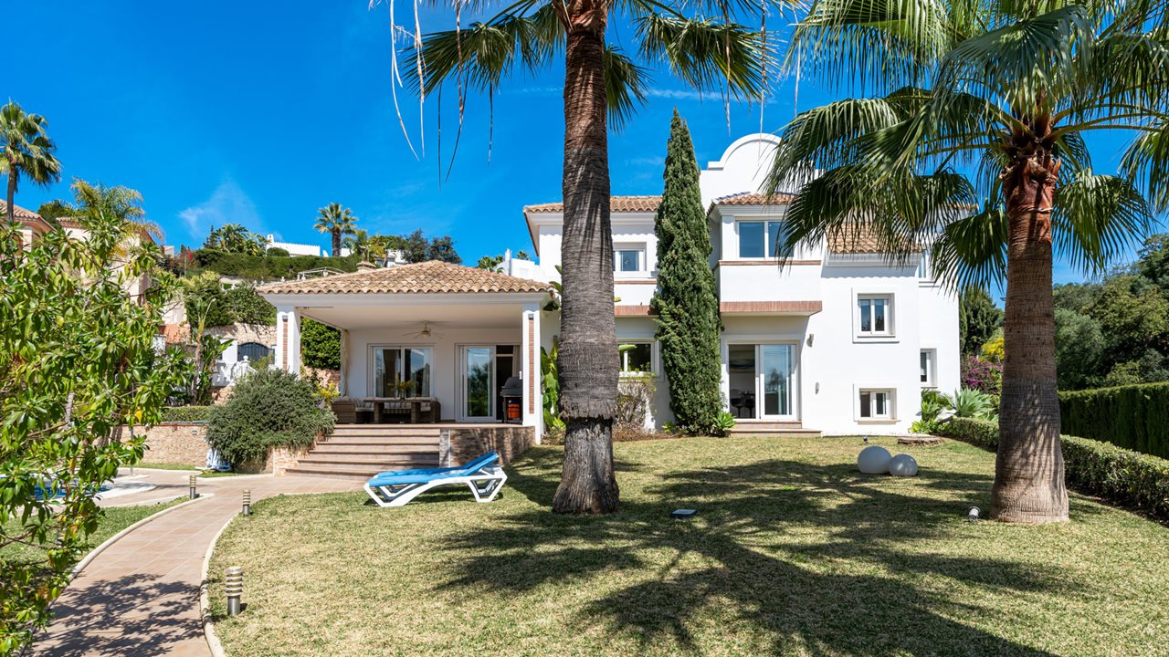 1557 Villa Marbella Elviria-61