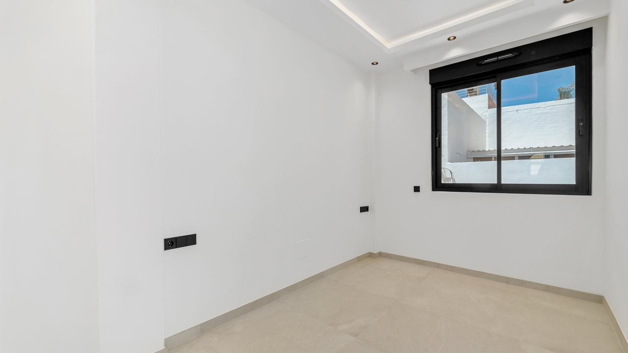 1718 Strandhaus Marbella-26