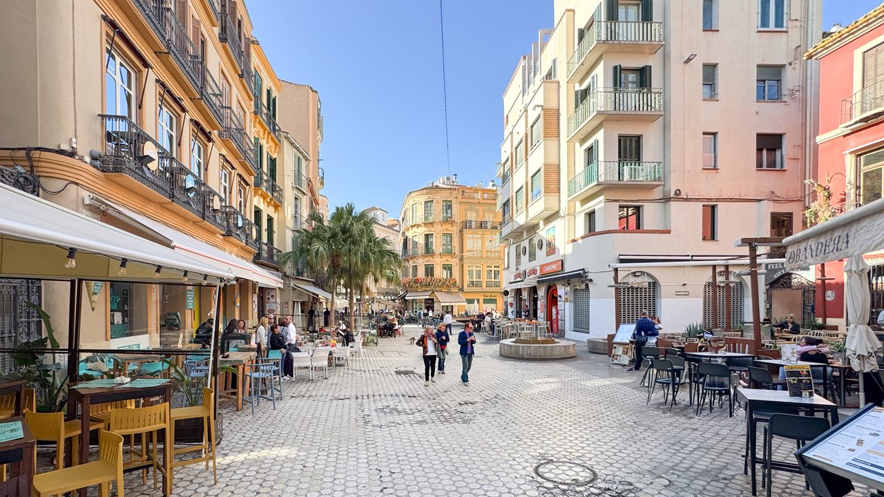 1745 Malaga-30